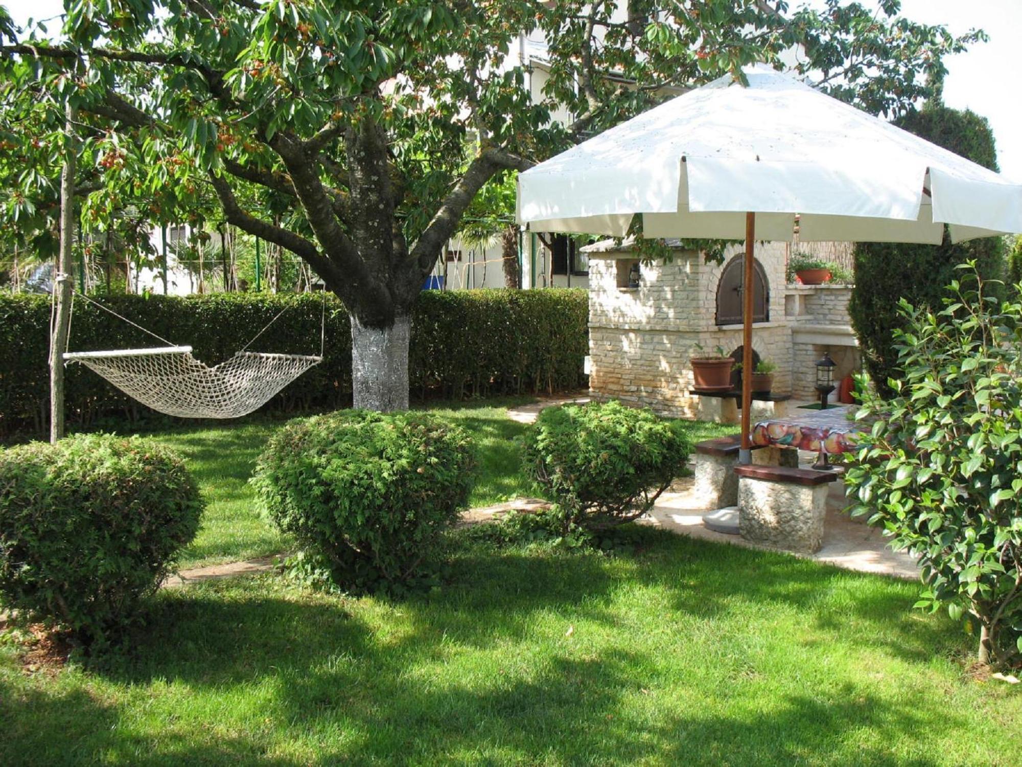 Apartmani Villa Otilija Porec Exterior photo