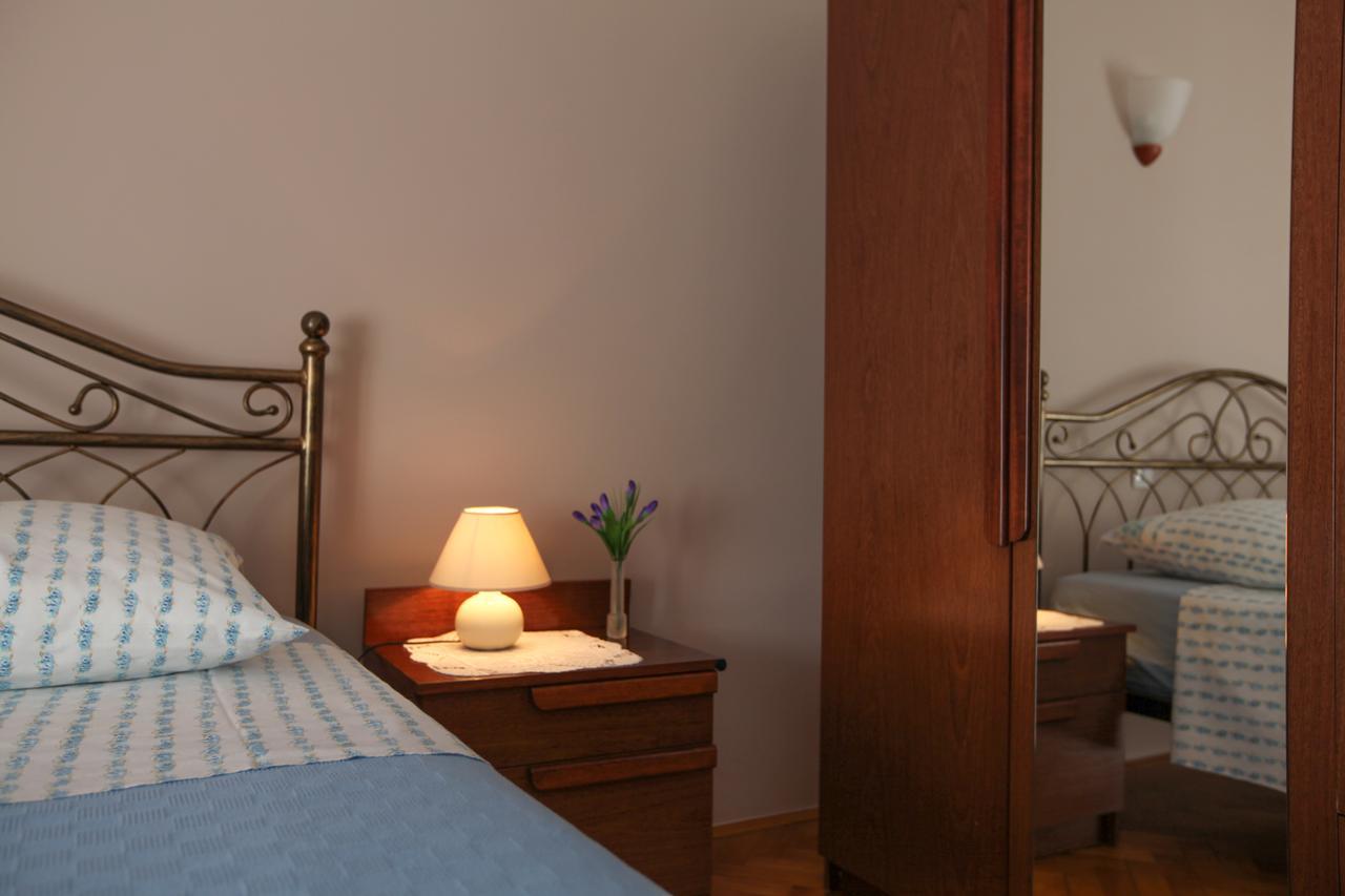 Apartmani Villa Otilija Porec Exterior photo