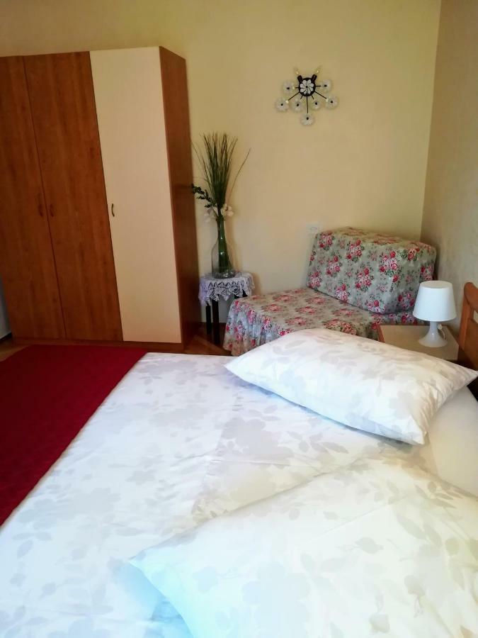 Apartmani Villa Otilija Porec Exterior photo
